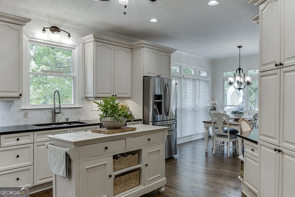 9315 Spinnaker Lane Gainesville - 27