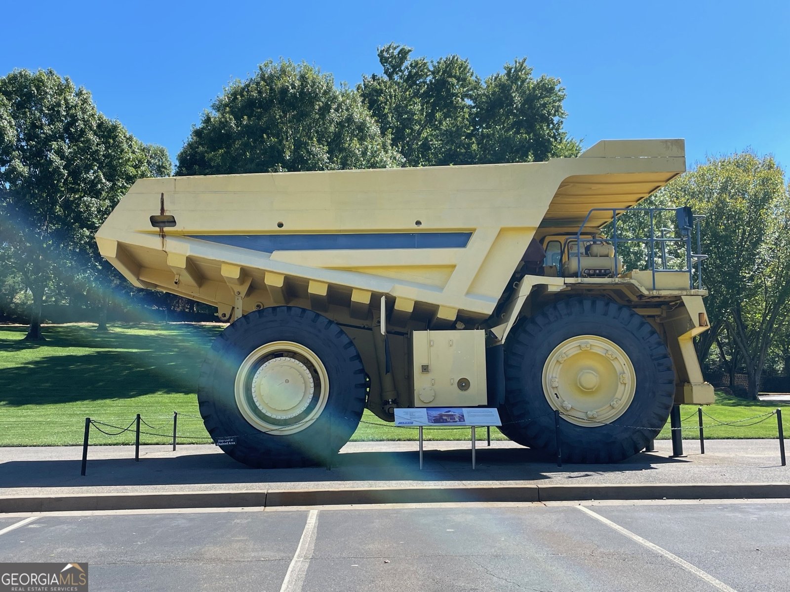 18 Mary Lane White - 71