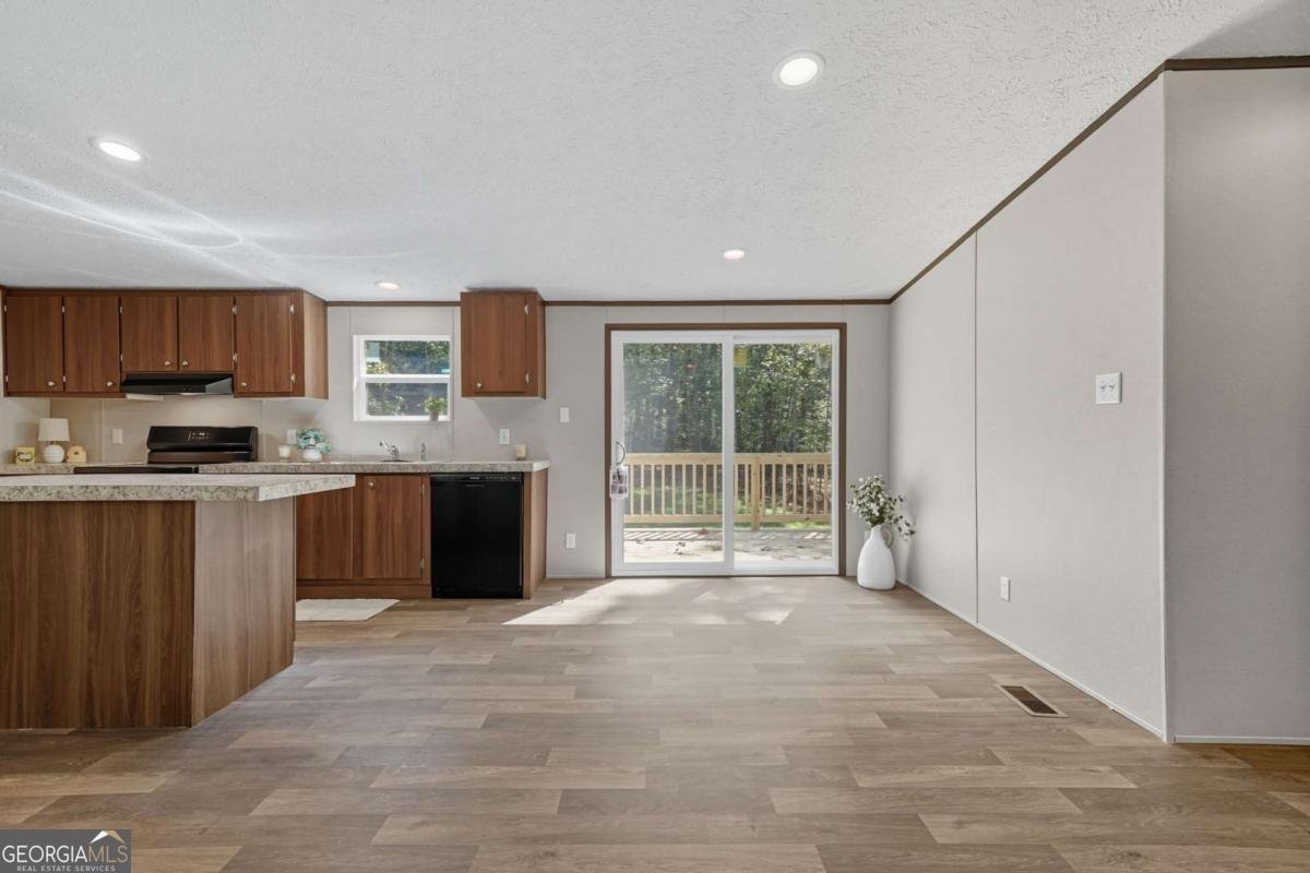 575 Cherokee Forest Park Drive Ball Ground - 9