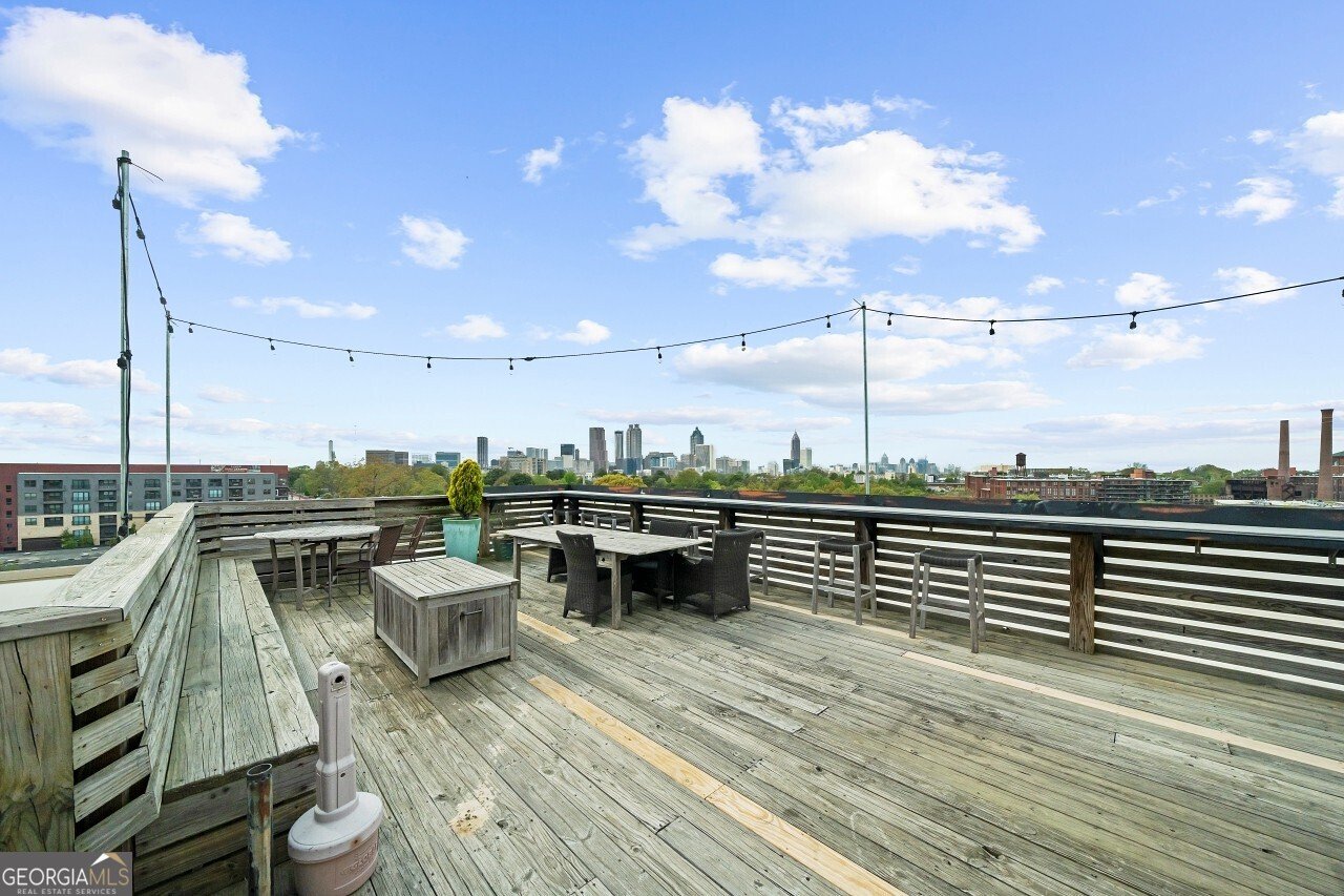 563 Memorial Drive Atlanta - 27