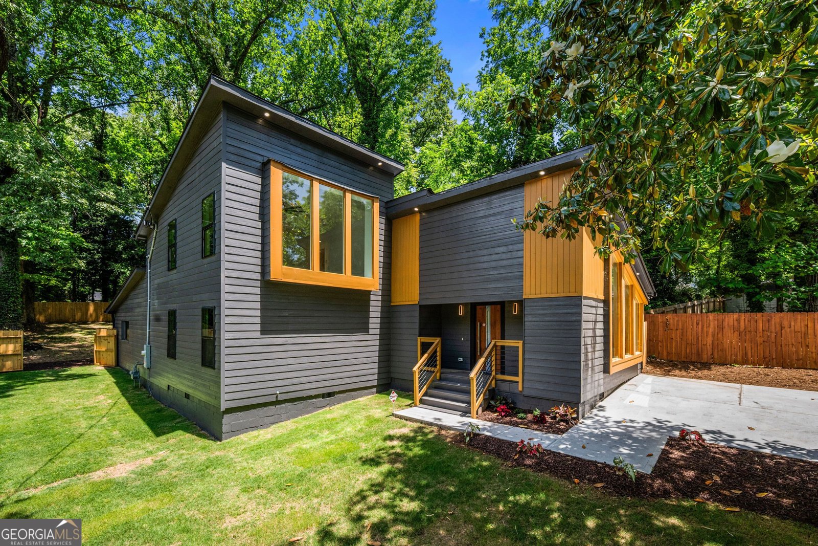 2155 Venetian Drive Atlanta - 1