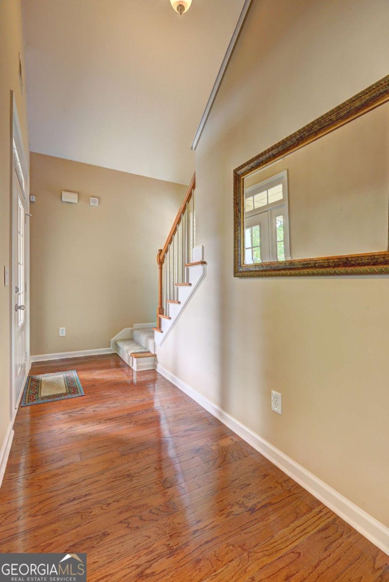 344 Glens Way Woodstock - 10