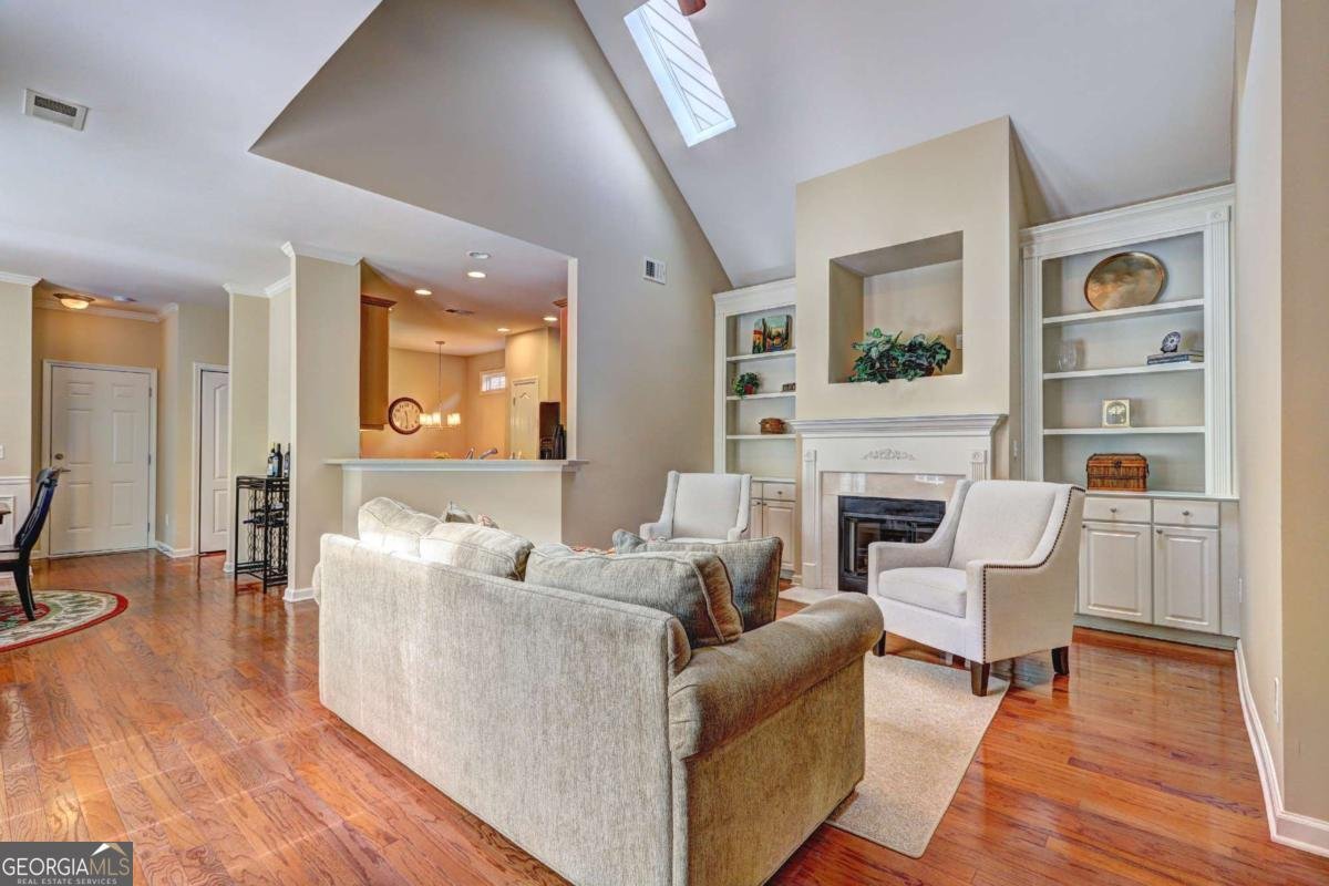 344 Glens Way Woodstock - 11