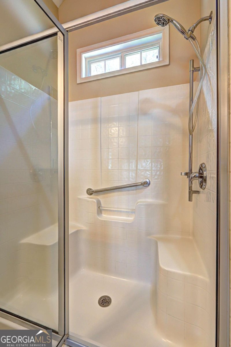 344 Glens Way Woodstock - 30