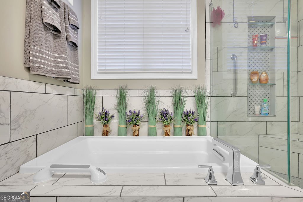 1315 Freedom Lane Roswell - 9