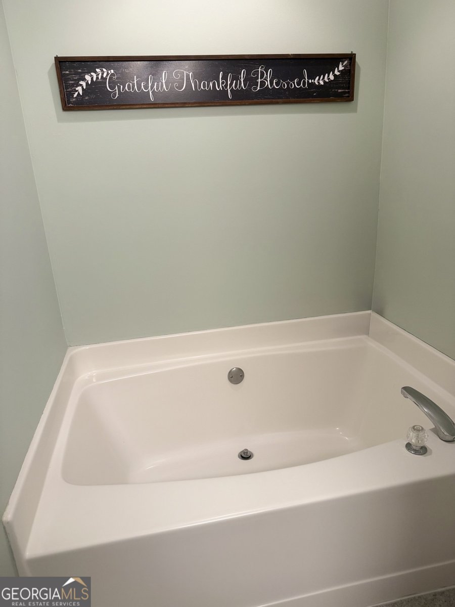 5092 McIntosh Road Griffin - 24