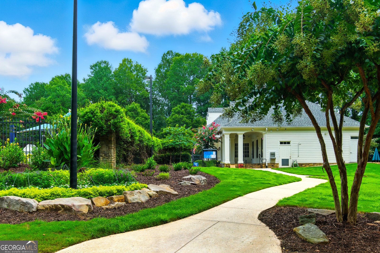 87 Grand Avenue Suwanee - 74