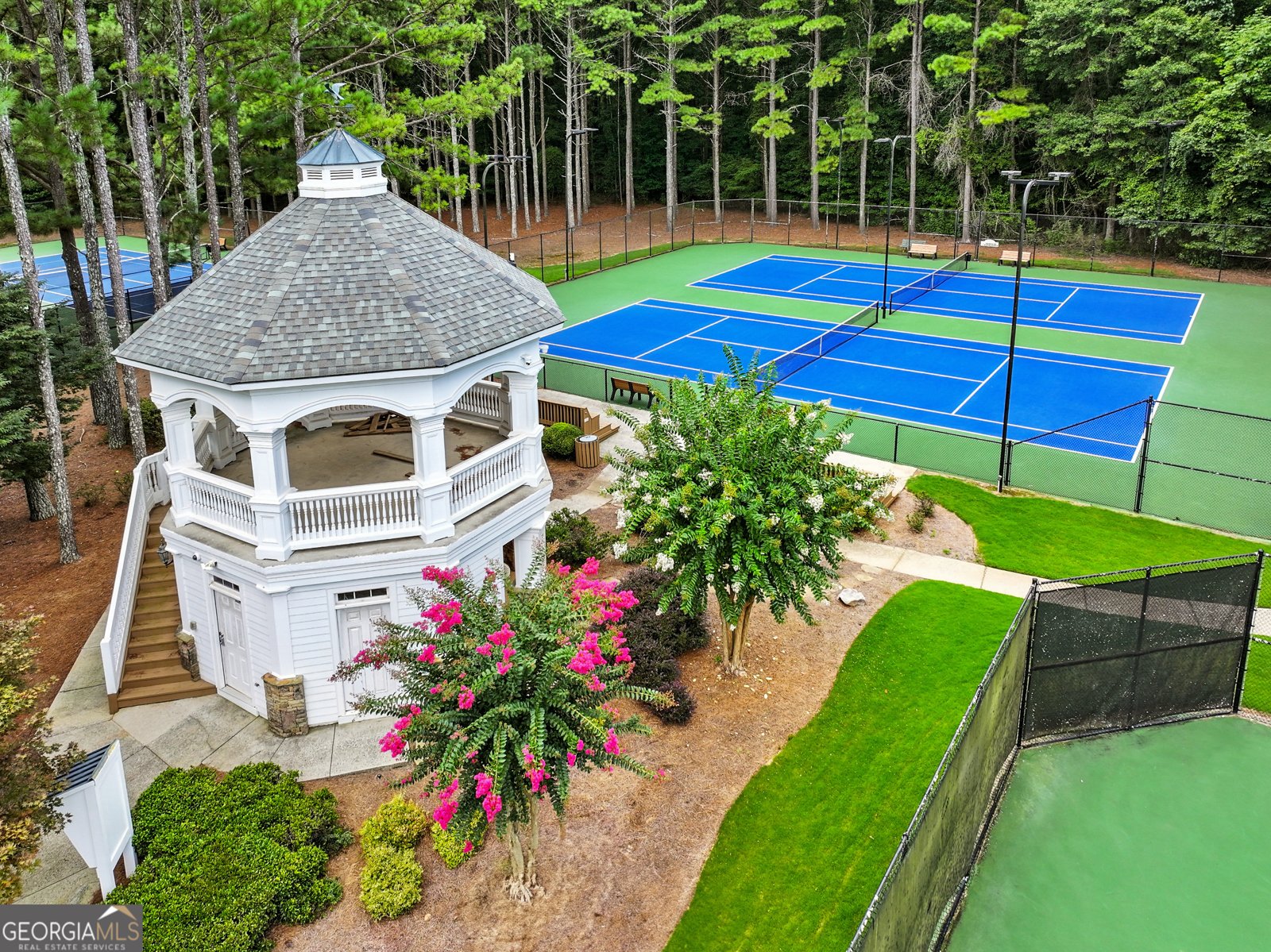 87 Grand Avenue Suwanee - 86