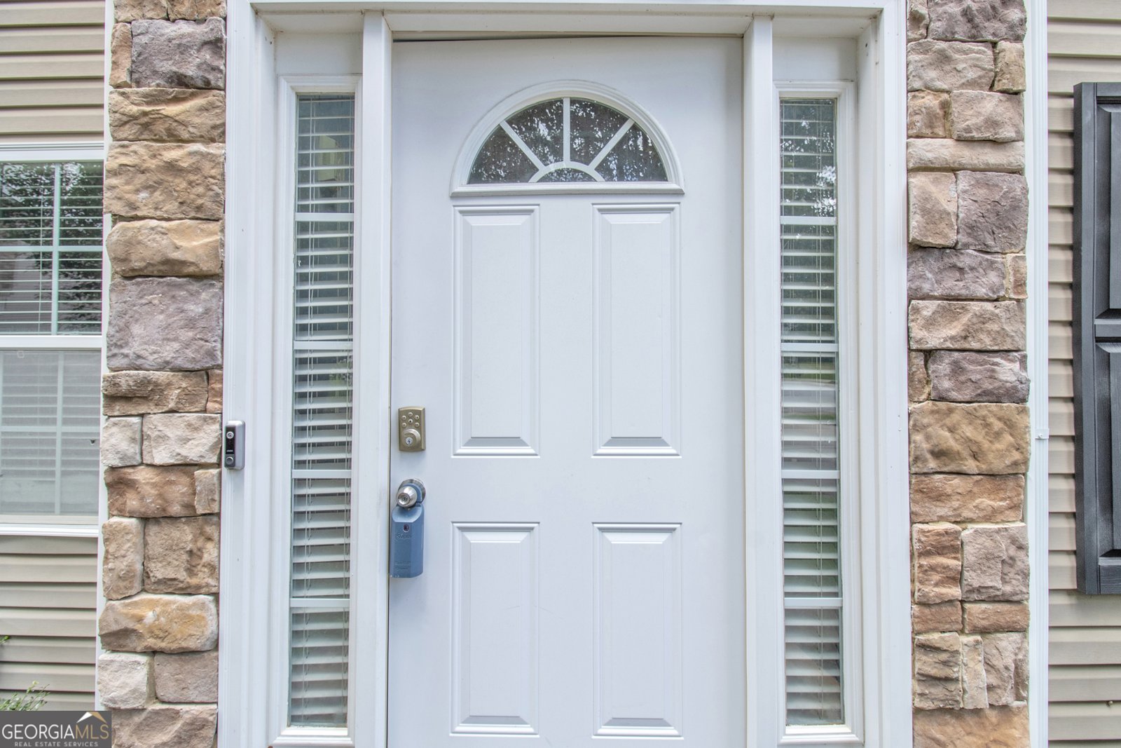 4240 Braves Circle Douglasville - 4