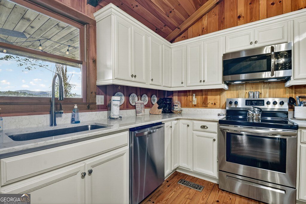 421 Salem Valley Road Mineral Bluff - 25