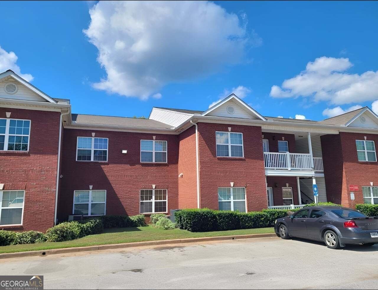 7712 Autry Circle Douglasville - 1