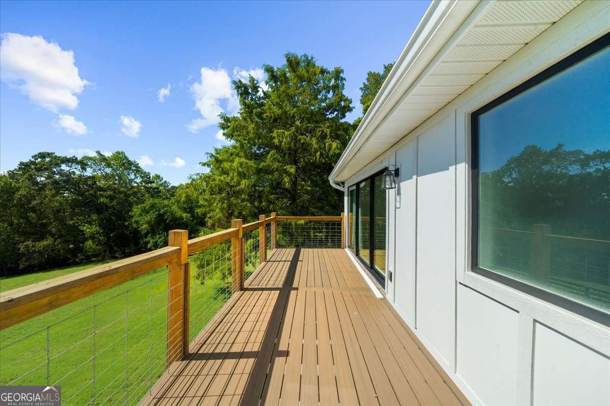 518 Overlook Drive Dawsonville - 24