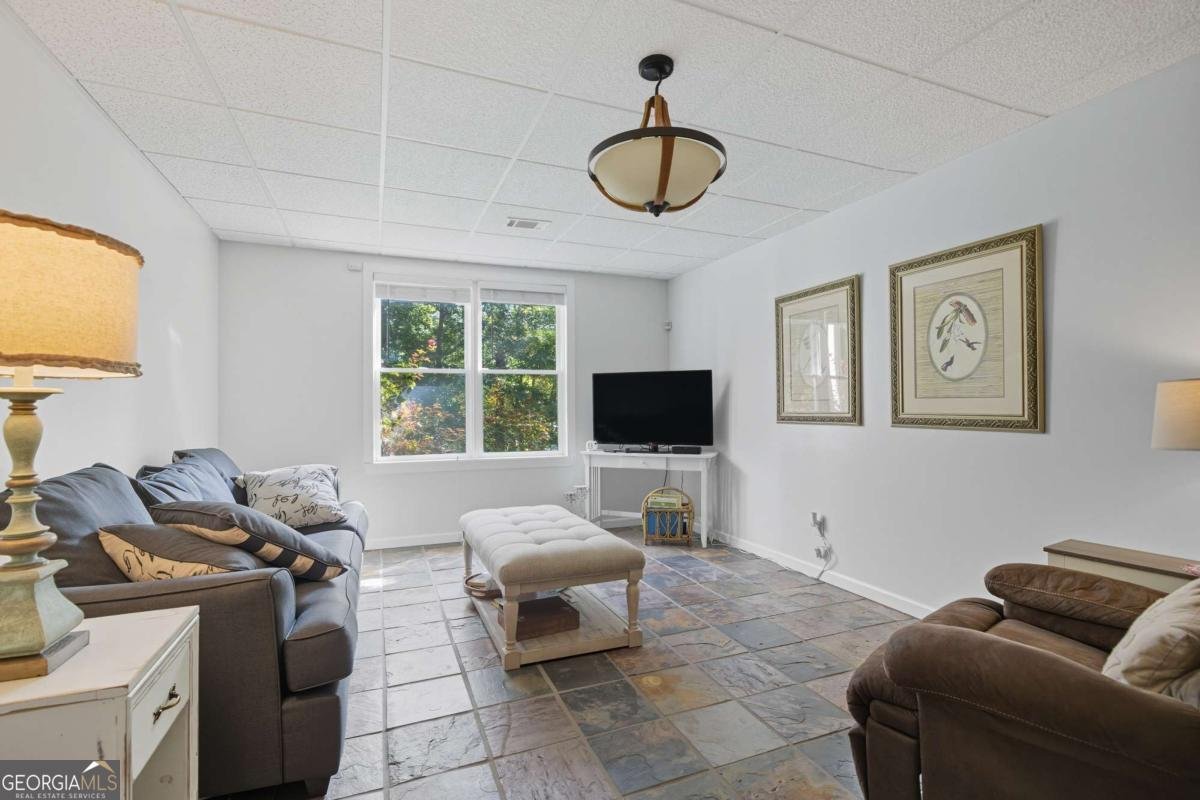 154 Windlake Path Dallas - 42