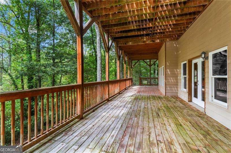 2353 HABERSHAM Drive Marietta - 40