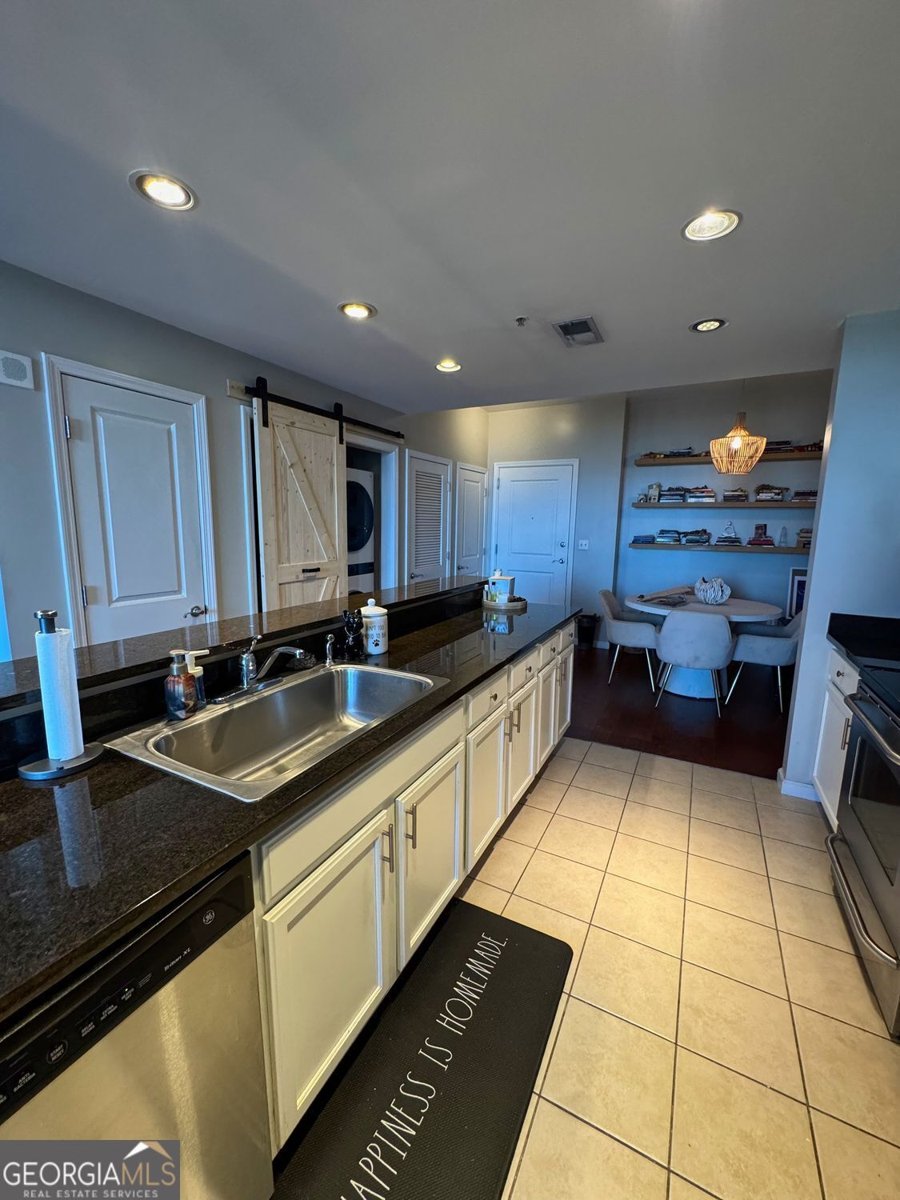 3040 Peachtree Road Atlanta - 11