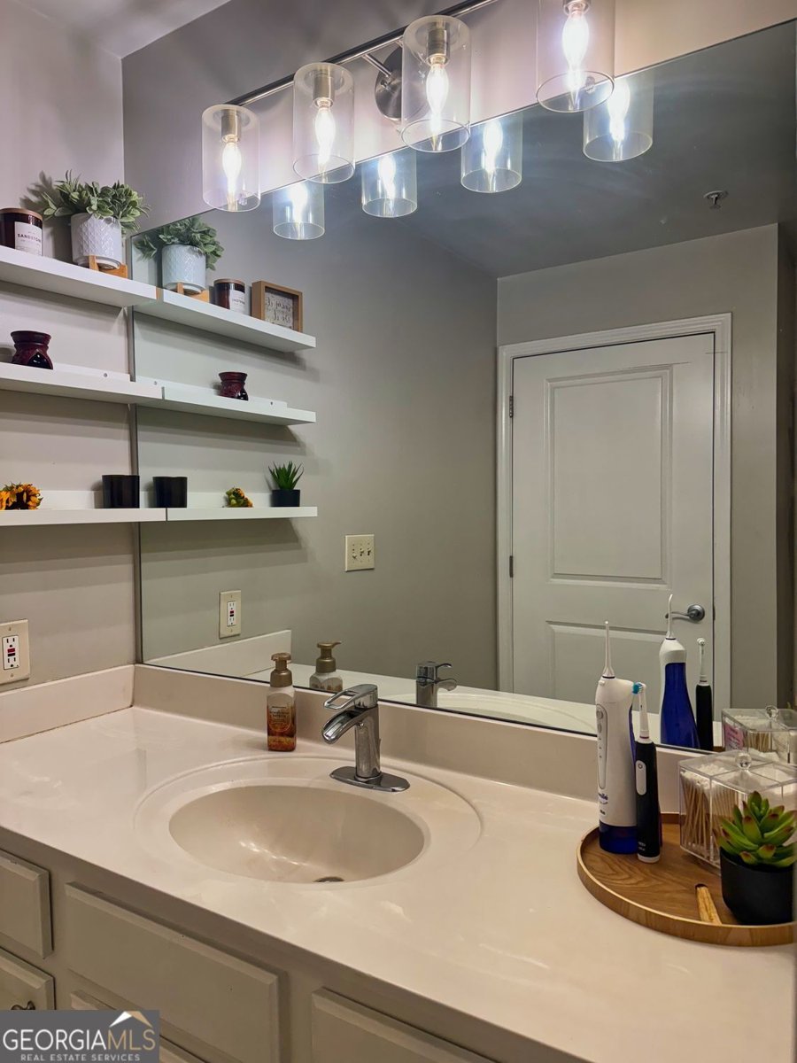 3040 Peachtree Road Atlanta - 18