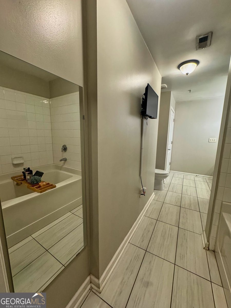 3040 Peachtree Road Atlanta - 22