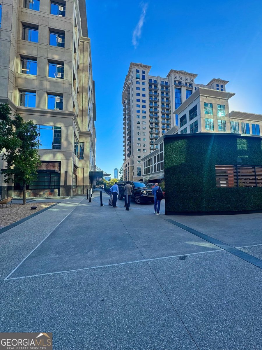 3040 Peachtree Road Atlanta - 36