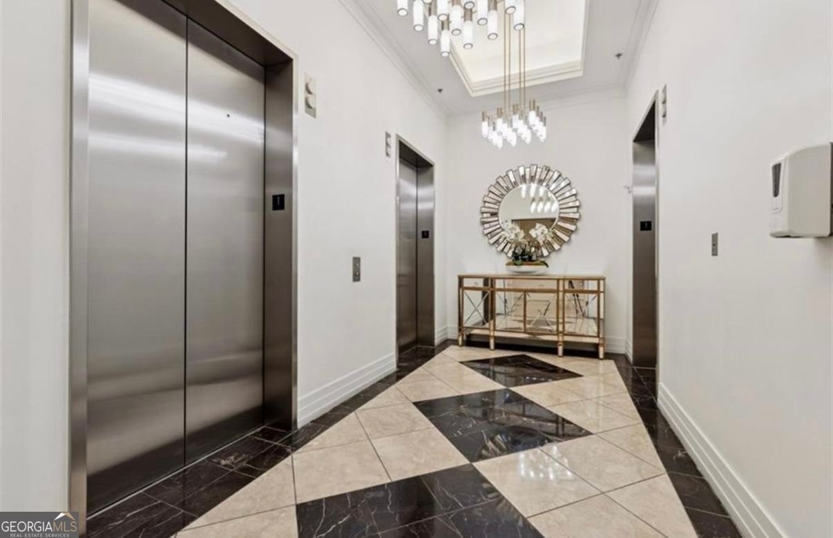 3040 Peachtree Road Atlanta - 5