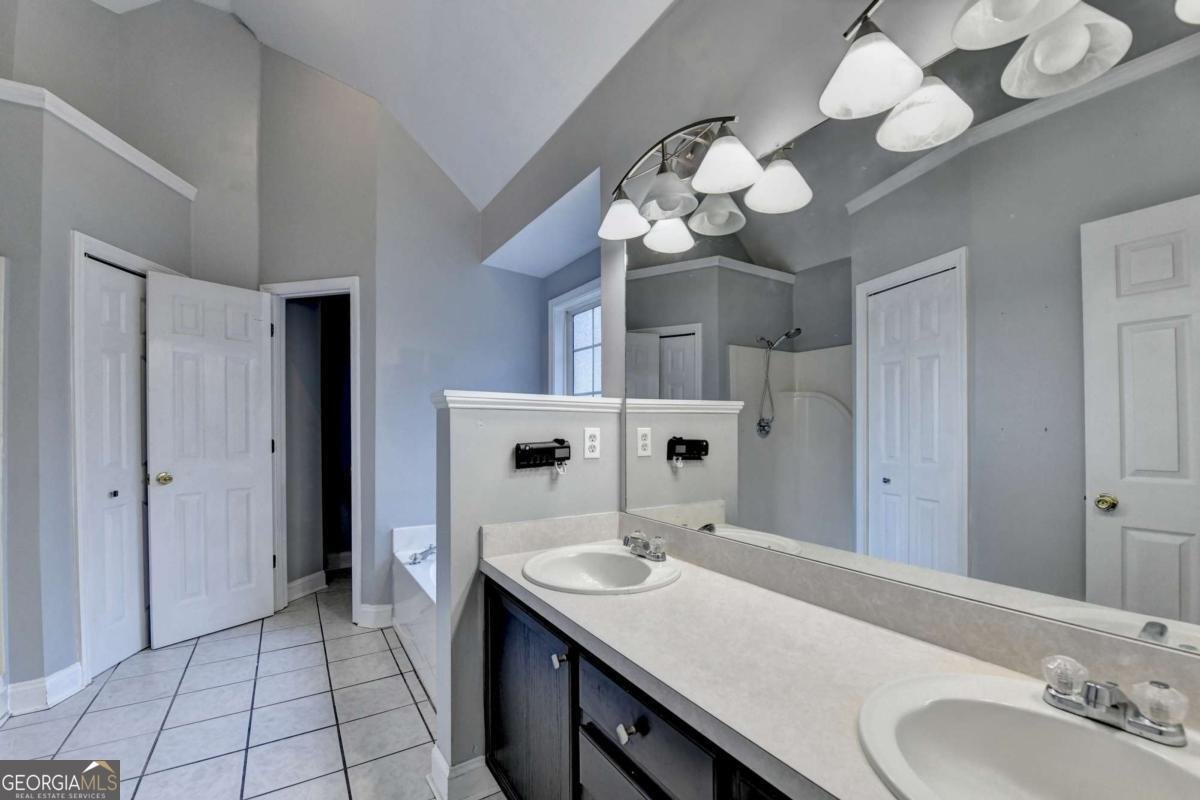 938 Mulberry Fields Cove Auburn - 48