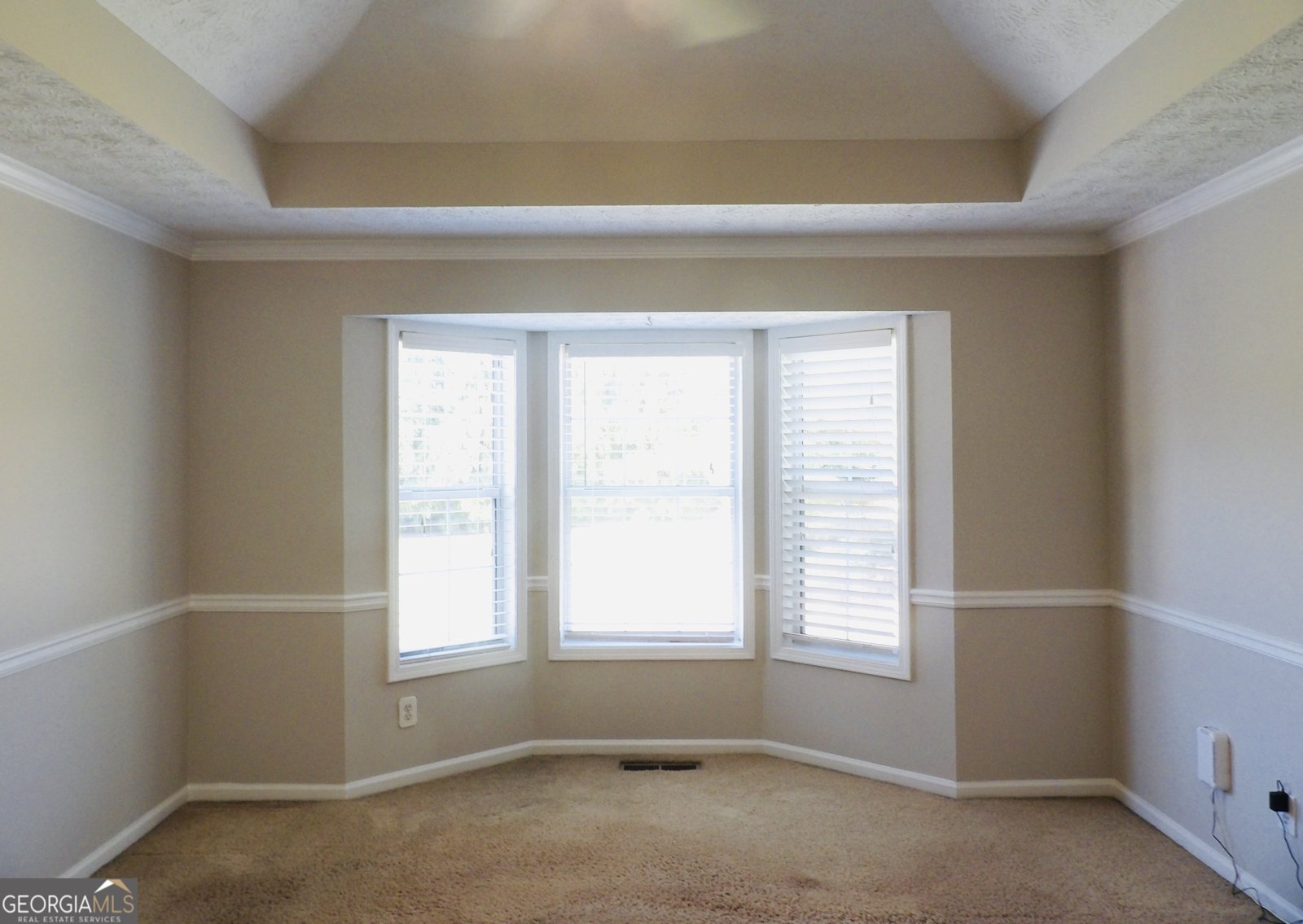 302 Jonaquil Avenue Auburn - 14