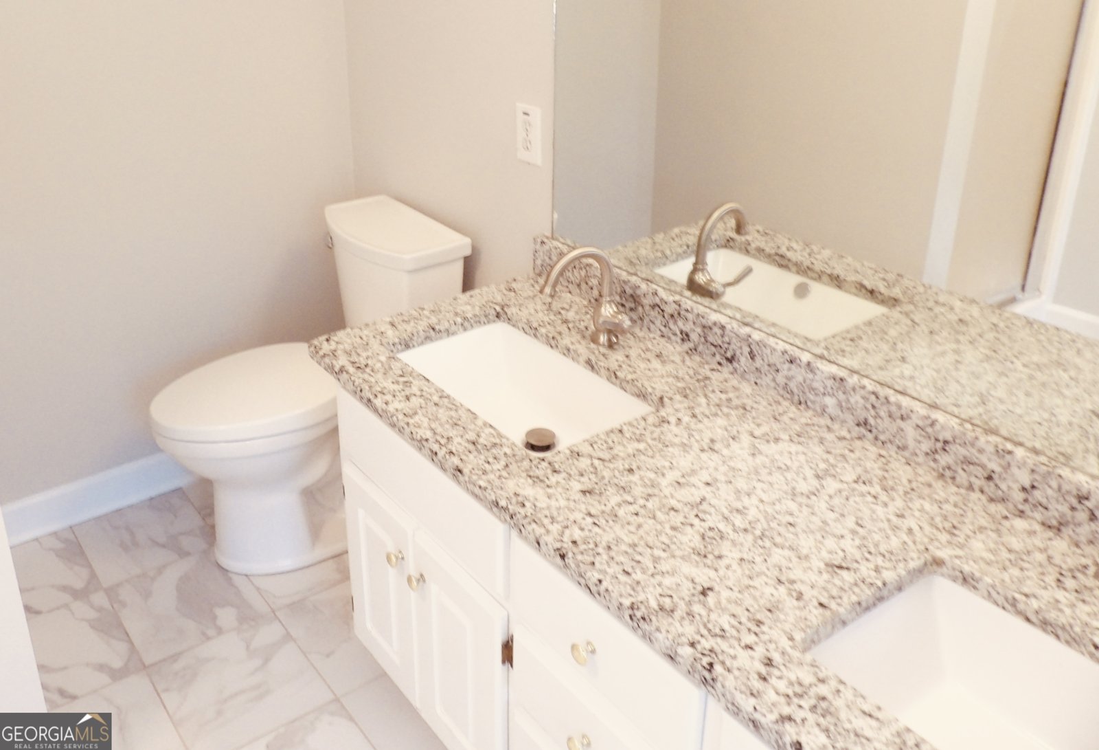 302 Jonaquil Avenue Auburn - 3