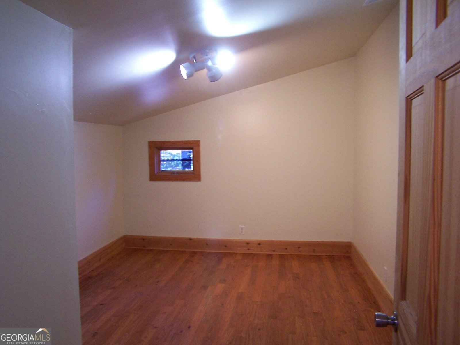 63 Railroad Street Kingston - 27