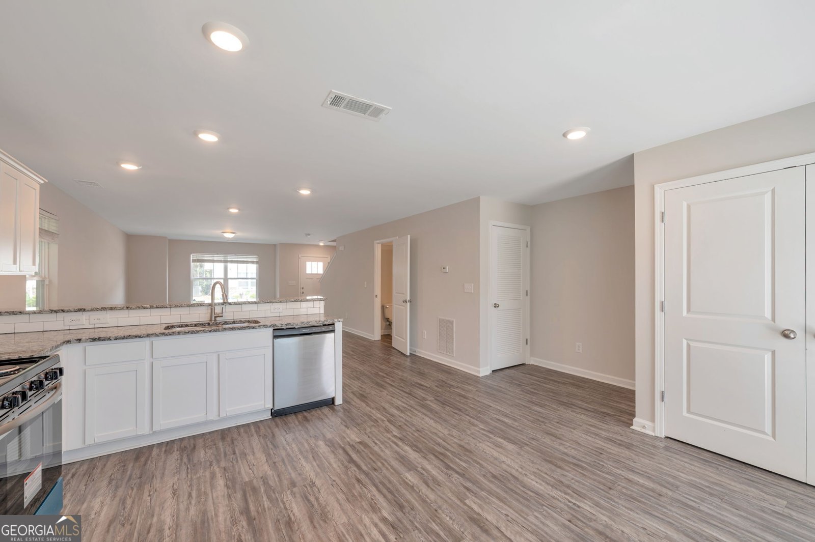 328 Ashigan Street Union City - 12