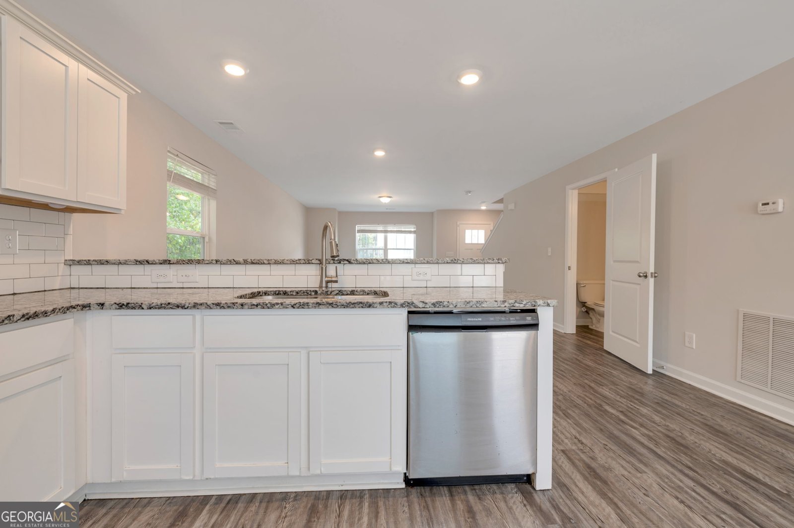 328 Ashigan Street Union City - 13