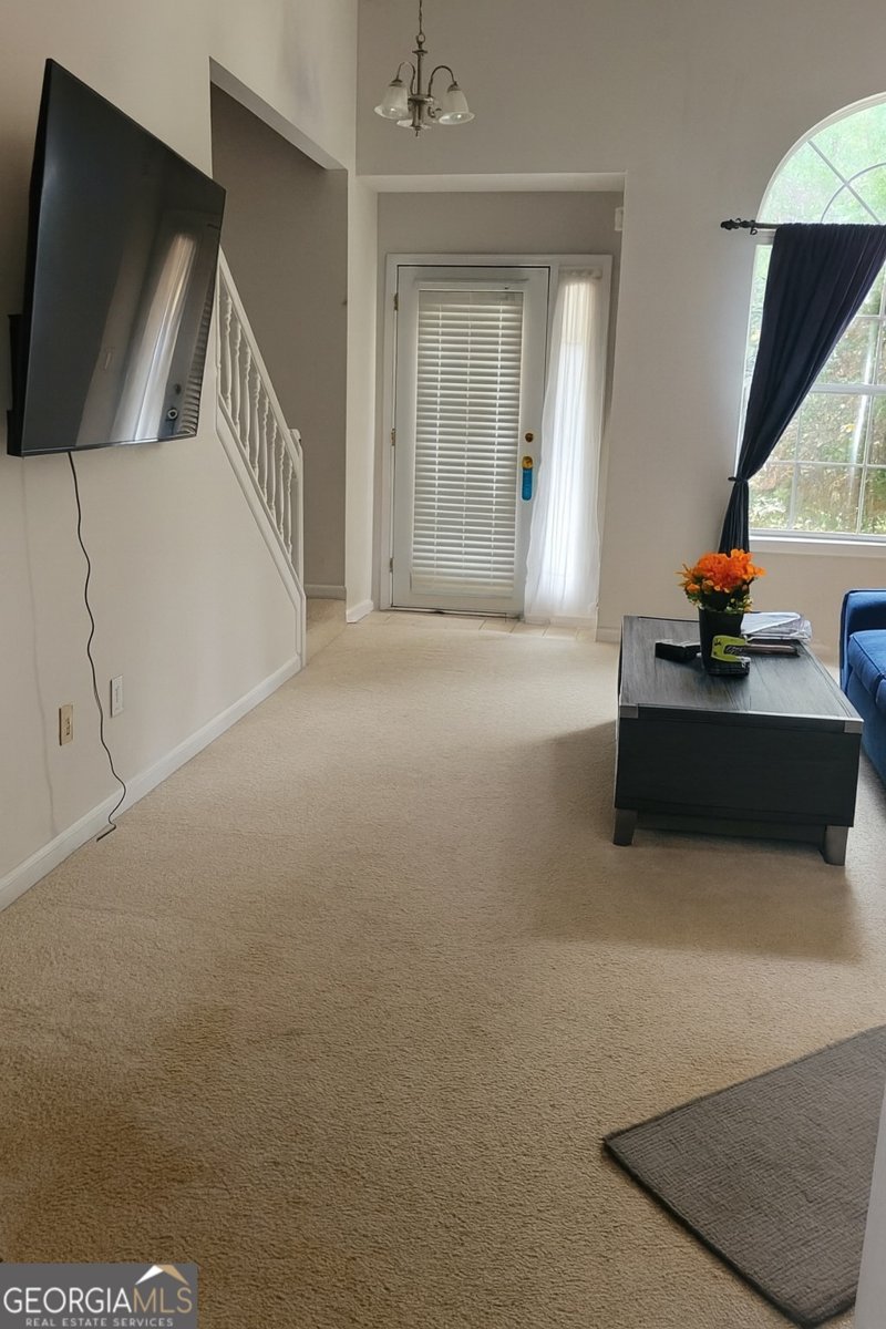 834 Kendall Park Drive Winder - 2