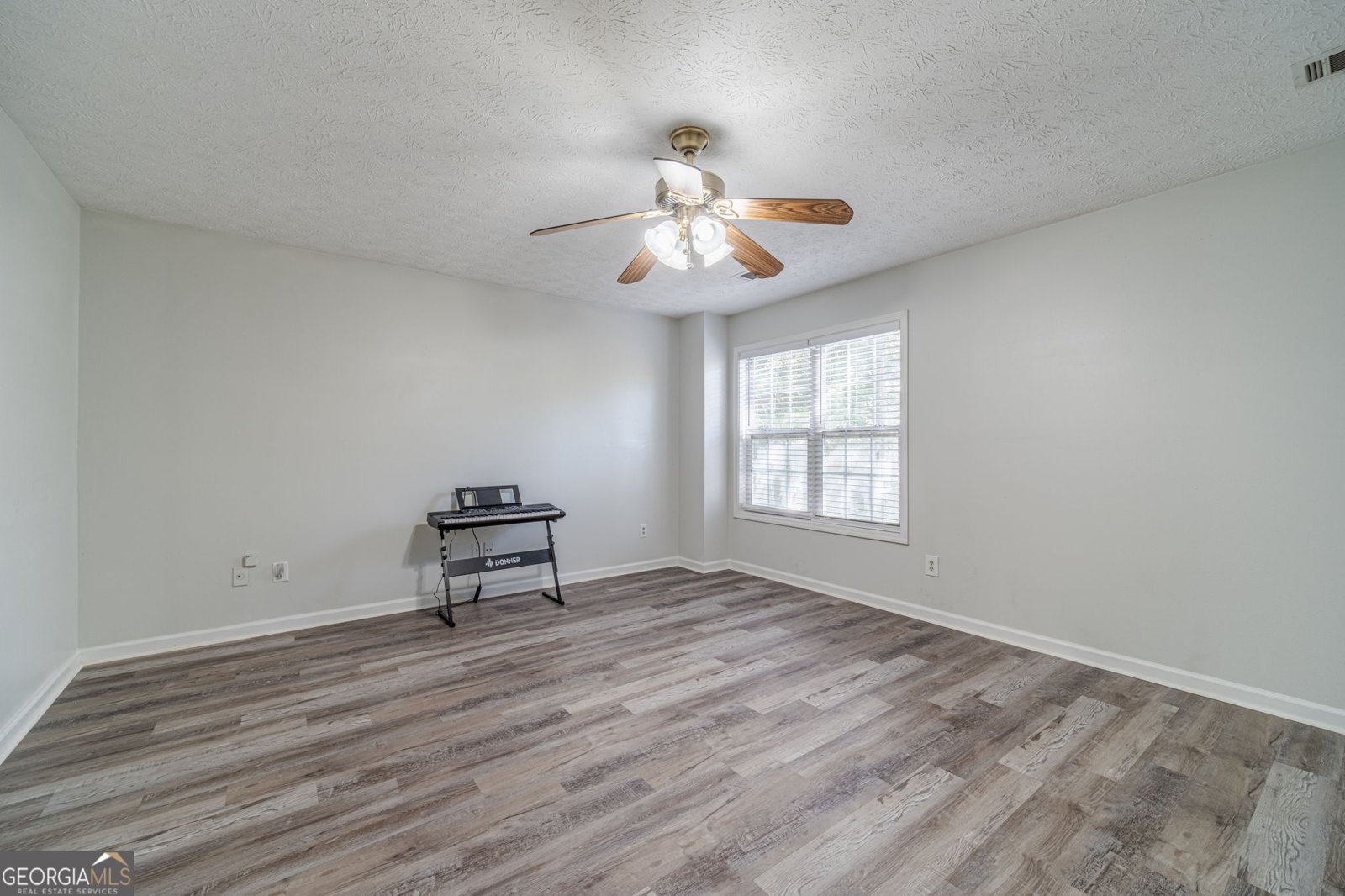 616 Simon Ive Drive Lawrenceville - 24