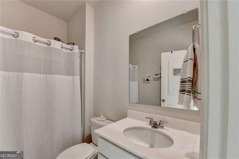 646 Baker View Lane Braselton - 32