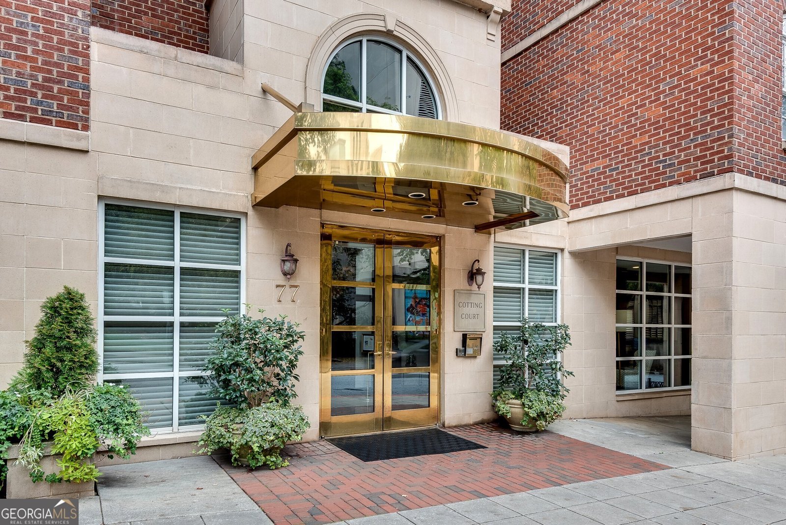 77 Peachtree Place Atlanta - 1