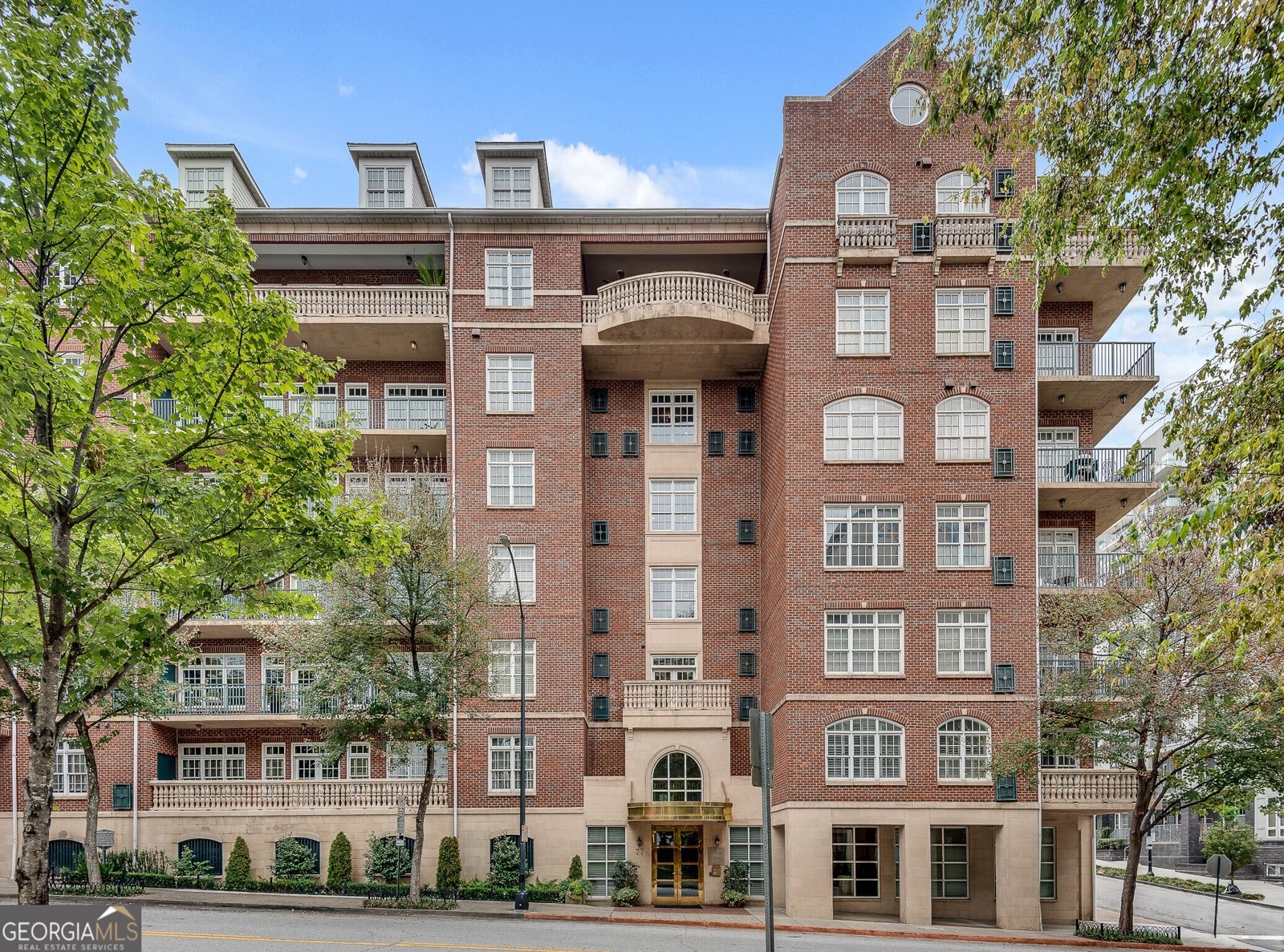 77 Peachtree Place Atlanta - 2