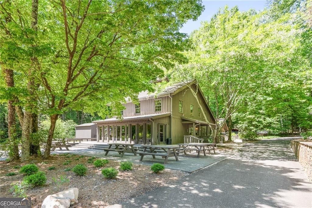 202 Buckskull Hollow Drive Jasper - 38