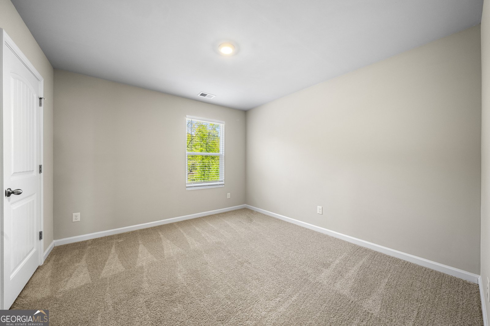 6900 Oak Valley Drive Douglasville - 17