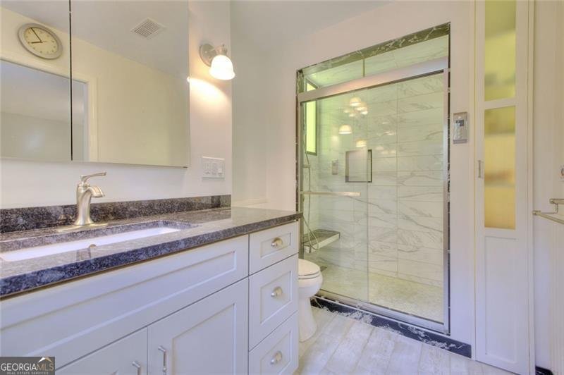 2659 Amberly Drive Dunwoody - 46