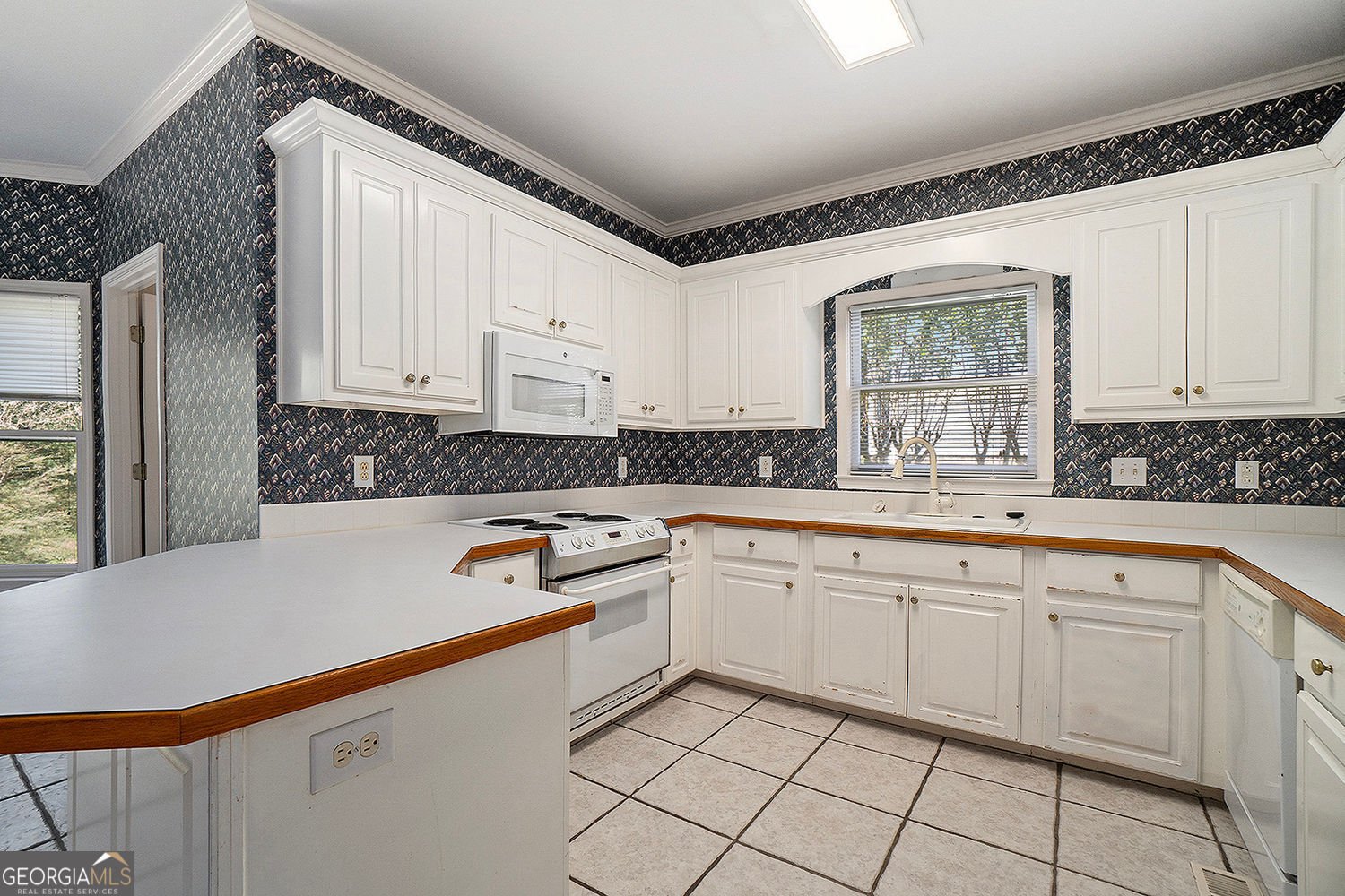 4291 Wellbrook Court Douglasville - 24