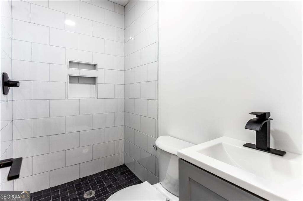 340 Lee Street Forest Park - 9