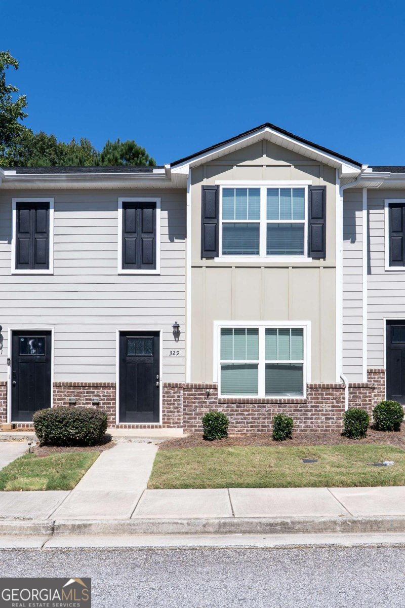 329 Ashigan Street Union City - 1