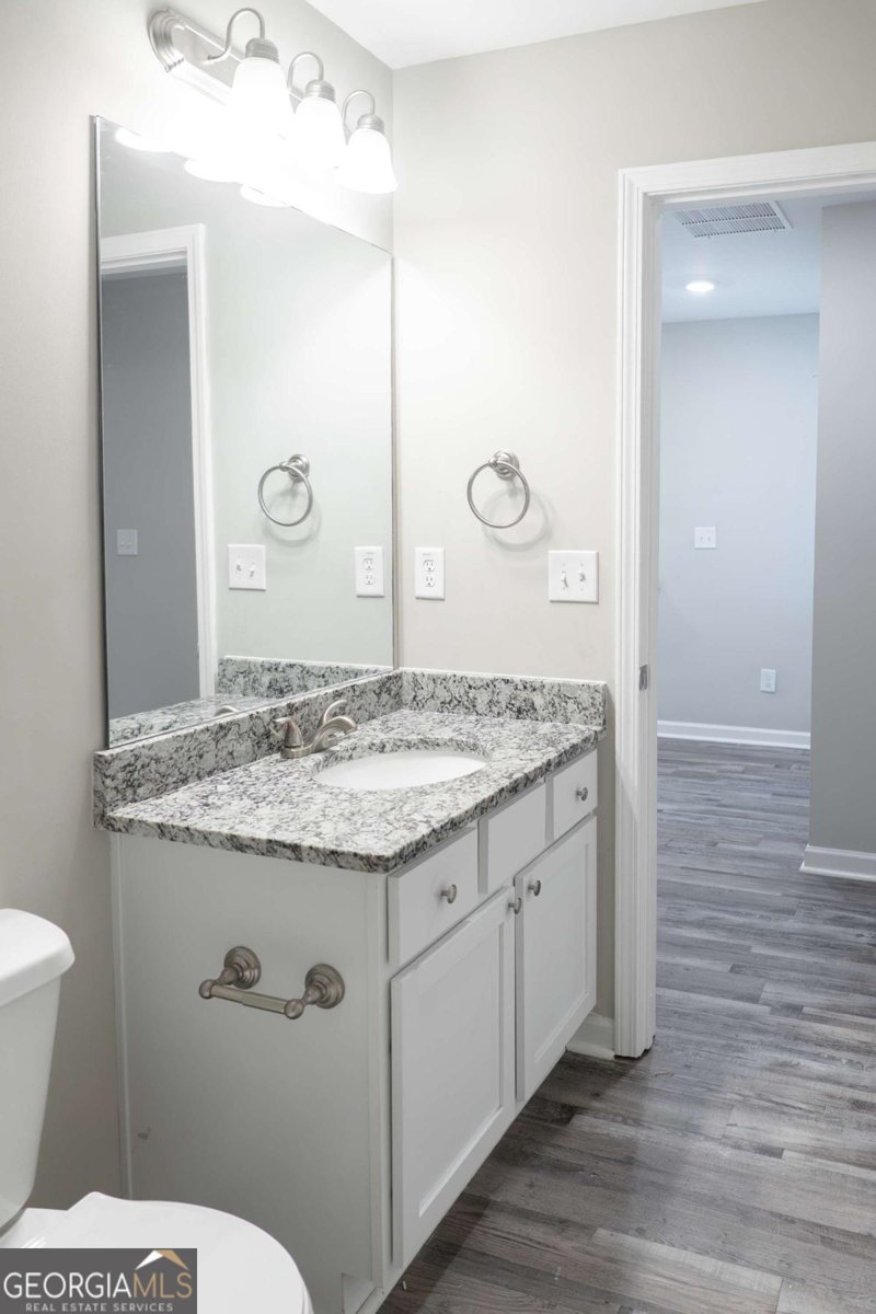 329 Ashigan Street Union City - 13