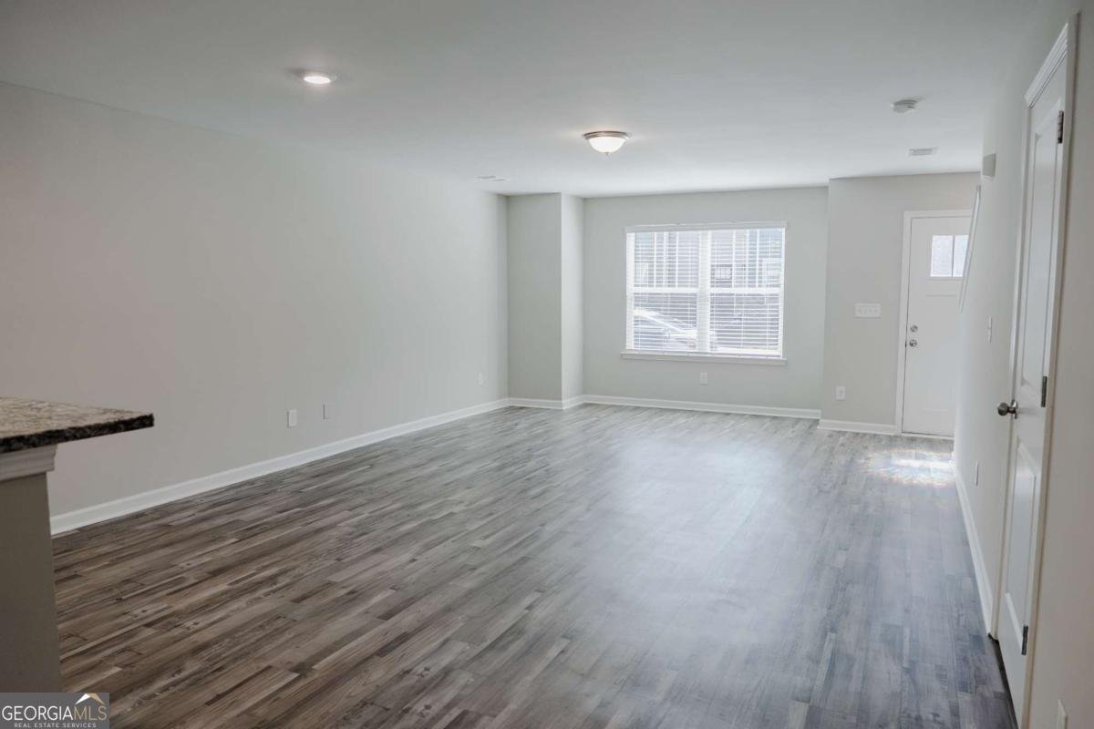 329 Ashigan Street Union City - 6