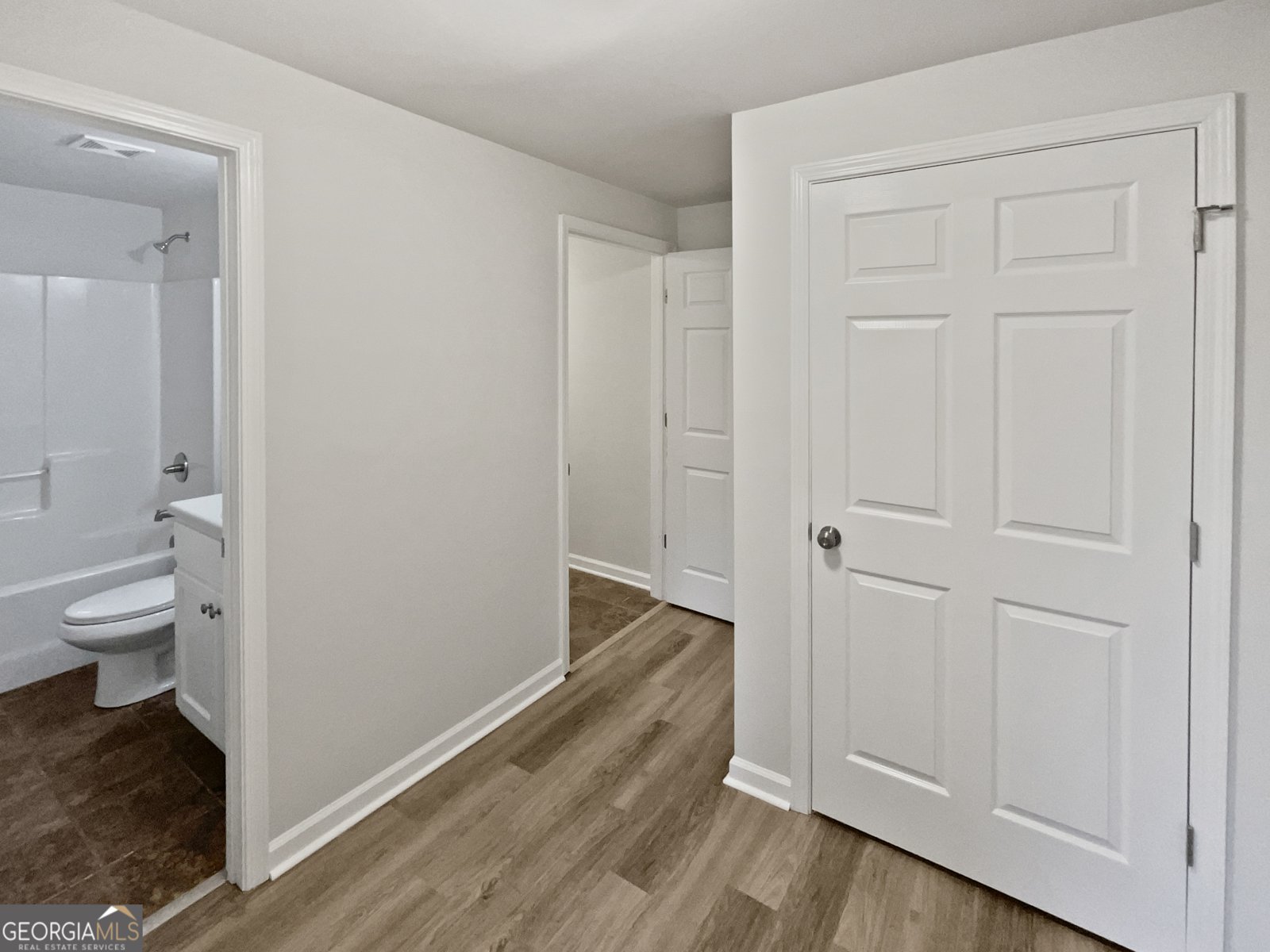 6105 Crystal Cove Trail Gainesville - 13