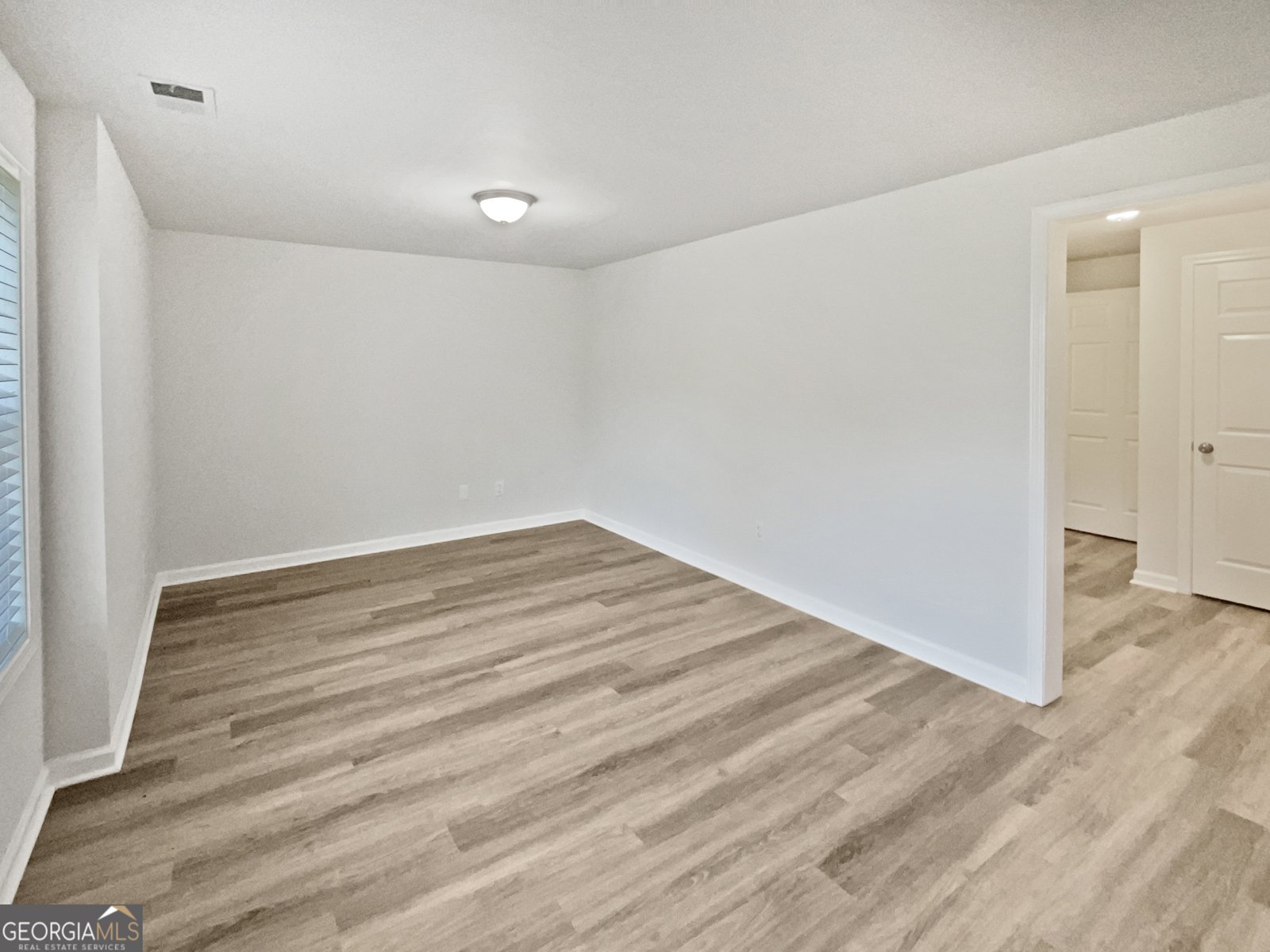 6105 Crystal Cove Trail Gainesville - 16