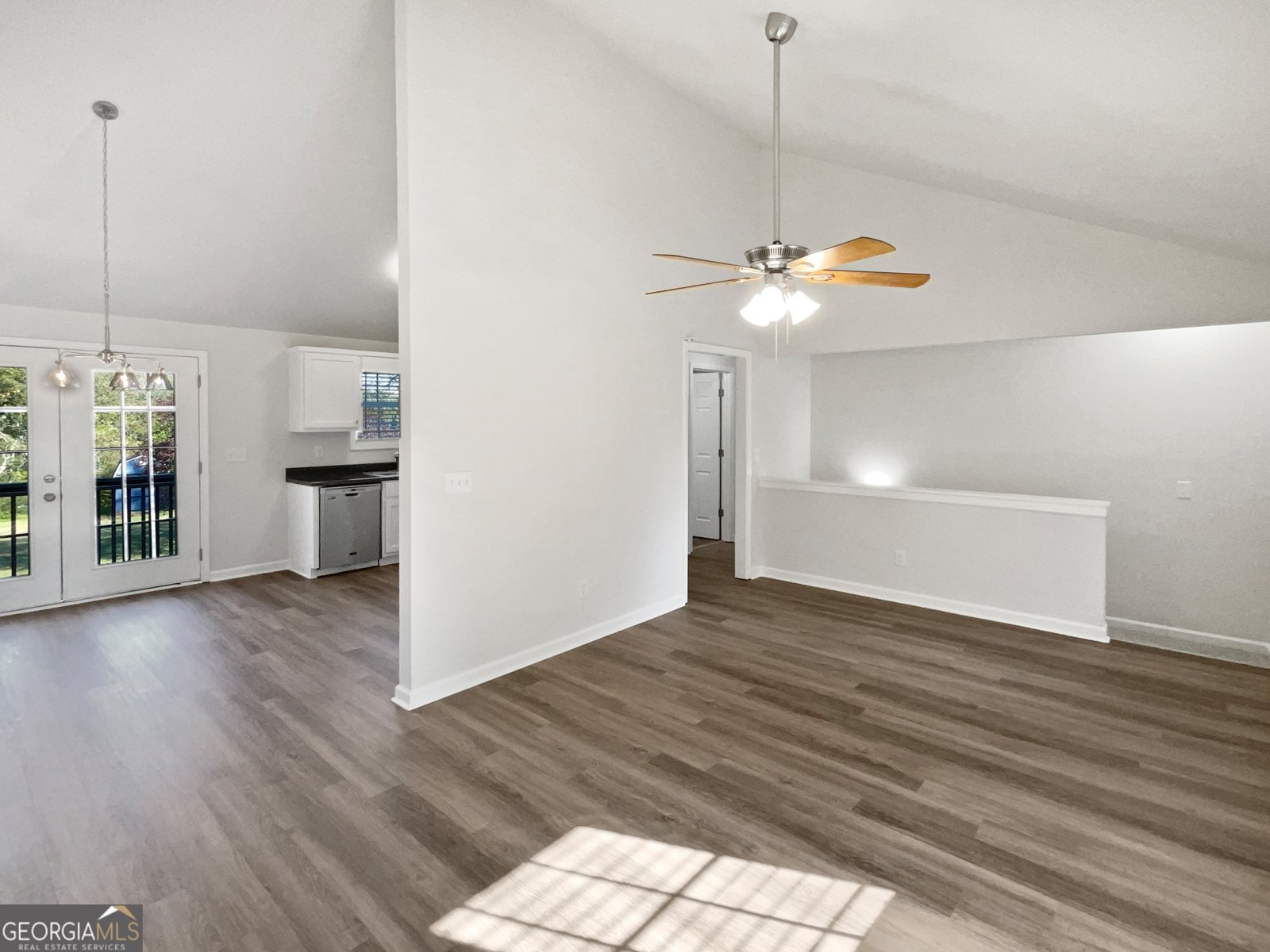 6105 Crystal Cove Trail Gainesville - 22