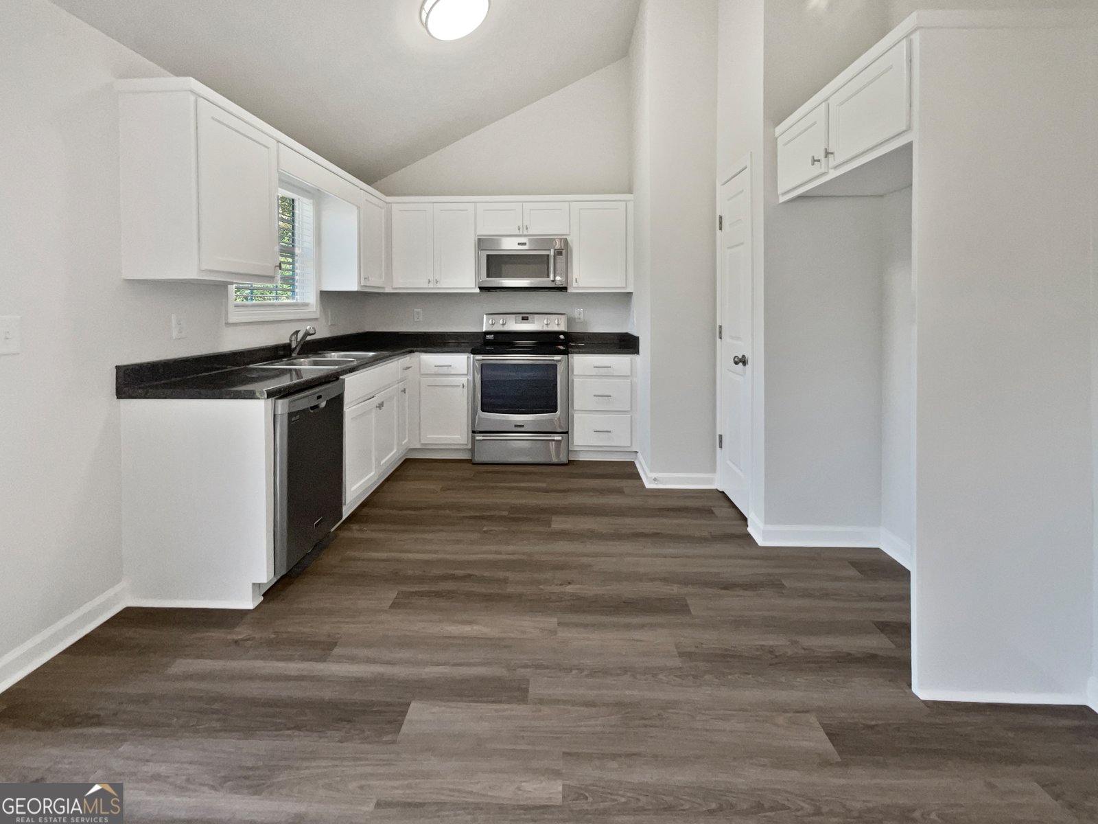 6105 Crystal Cove Trail Gainesville - 25