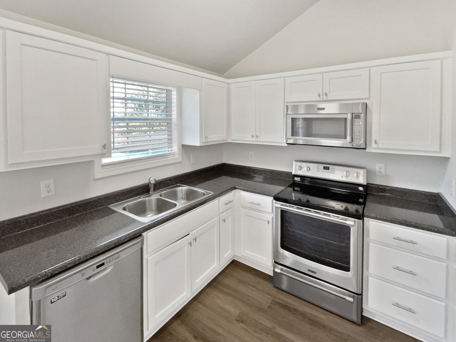 6105 Crystal Cove Trail Gainesville - 26