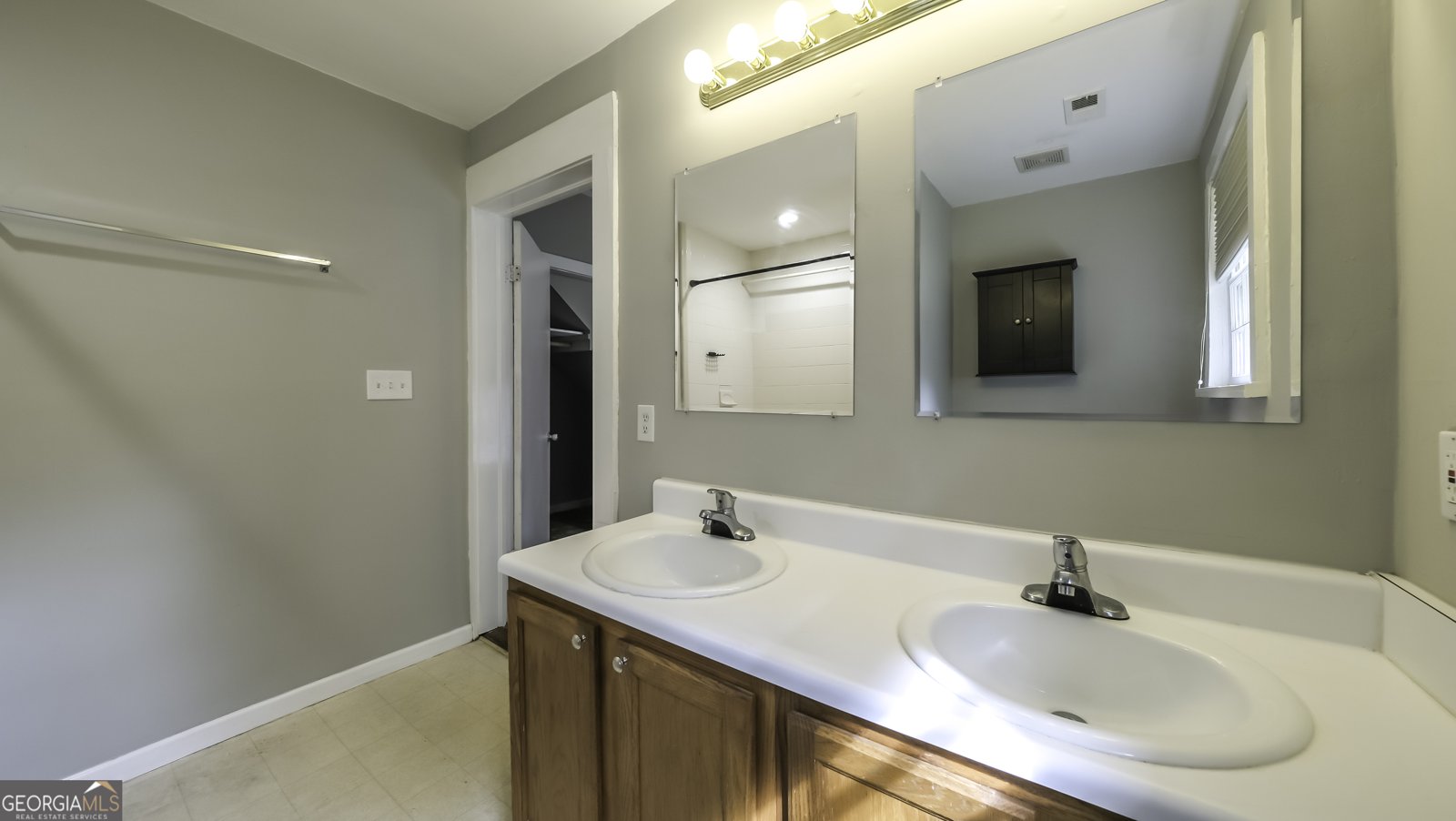 201 Stewart Street Carrollton - 27