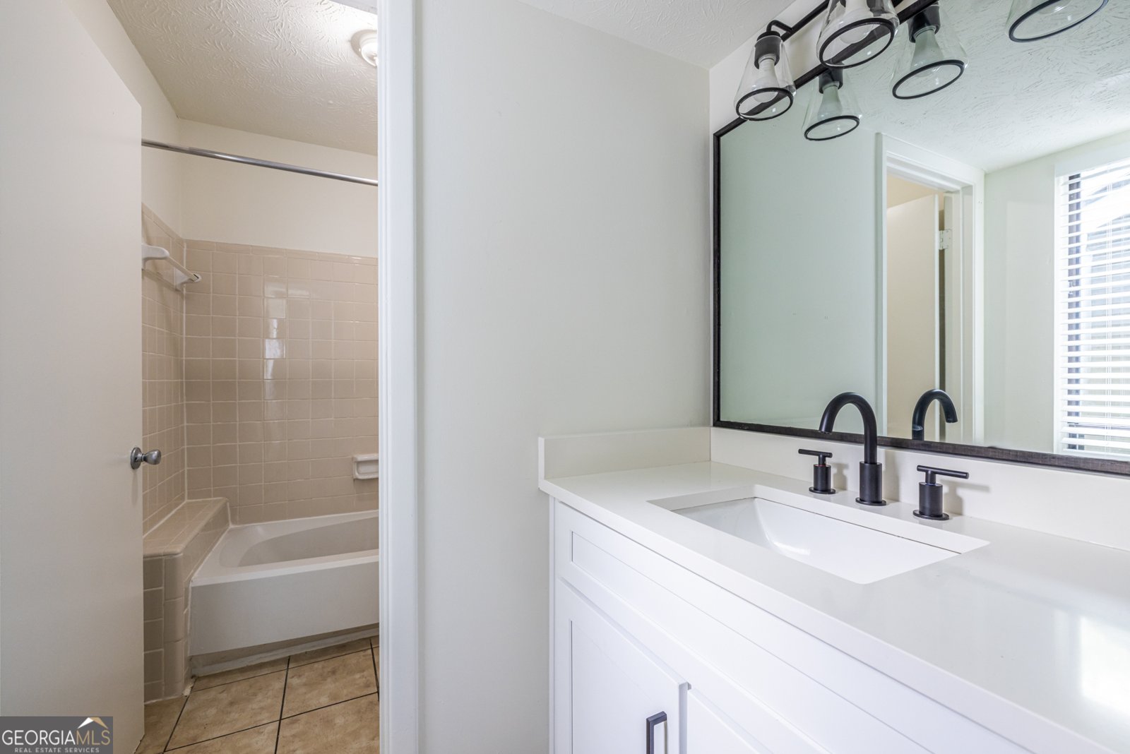 223 Tuxworth Circle Decatur - 39