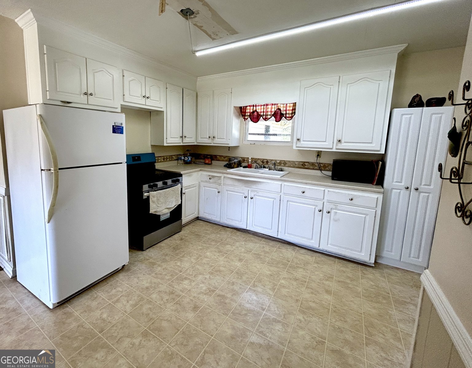 412 Denham Street Thomaston - 4